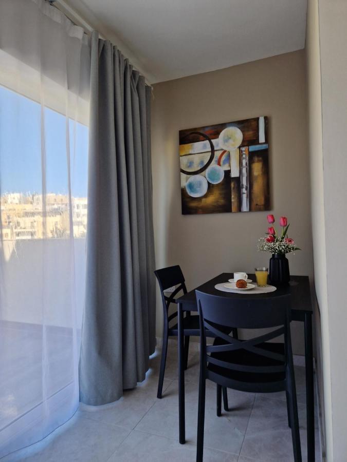 Korzo Suites Gzira Екстериор снимка