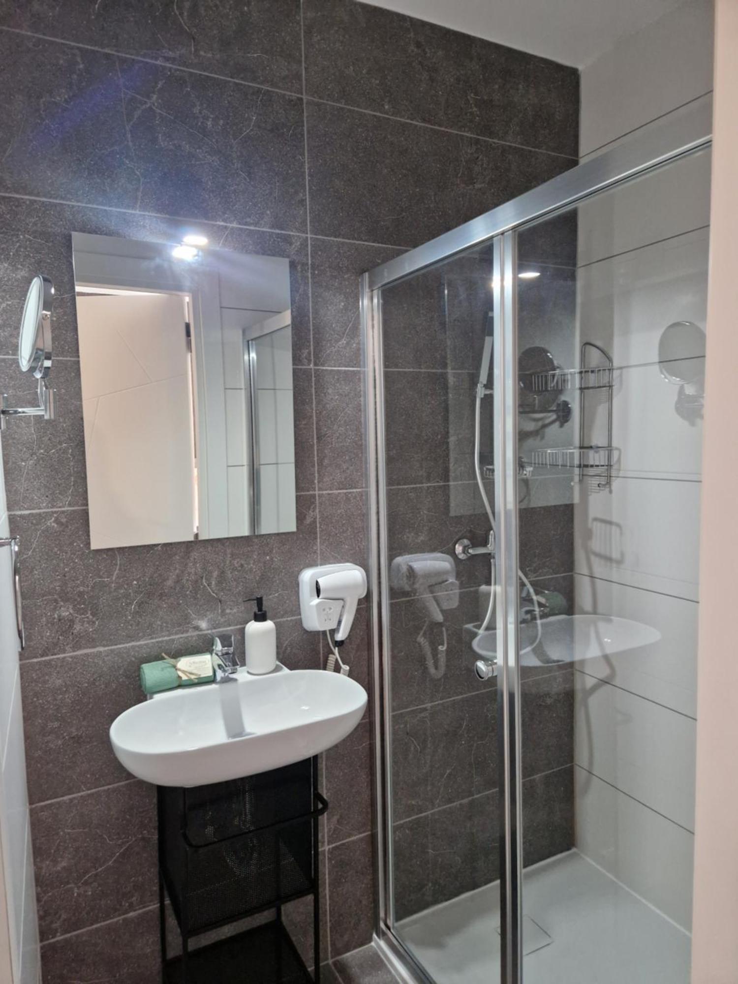 Korzo Suites Gzira Екстериор снимка